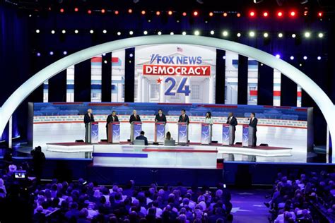 GOP debate highlights: Republican presidential candidates face off on issues, trade insults